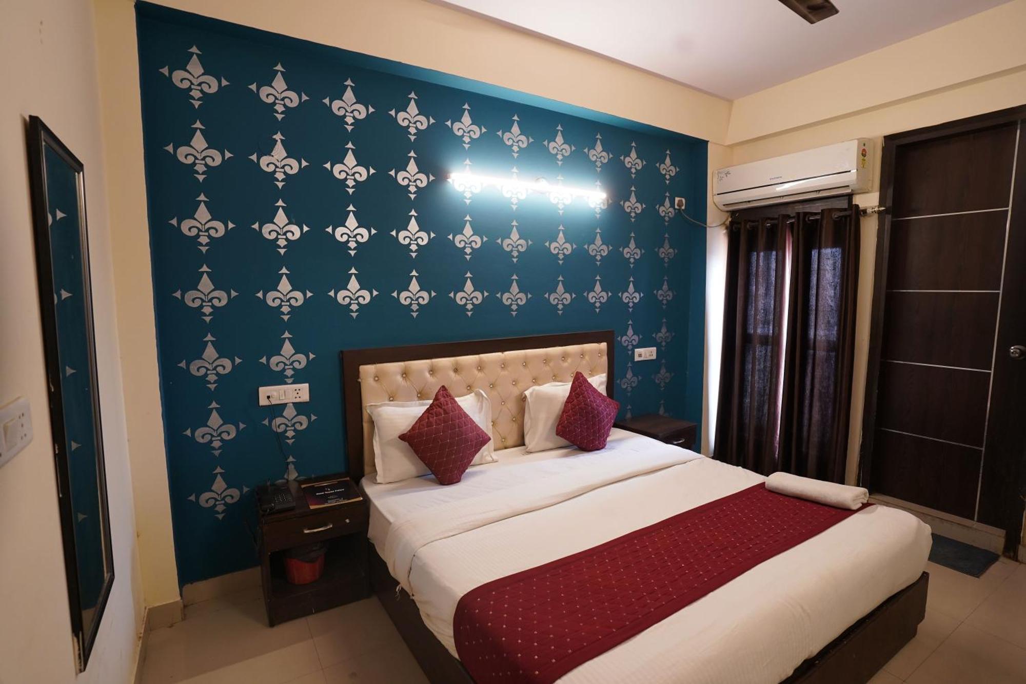 Hotel Tourist Palace New Delhi Extérieur photo