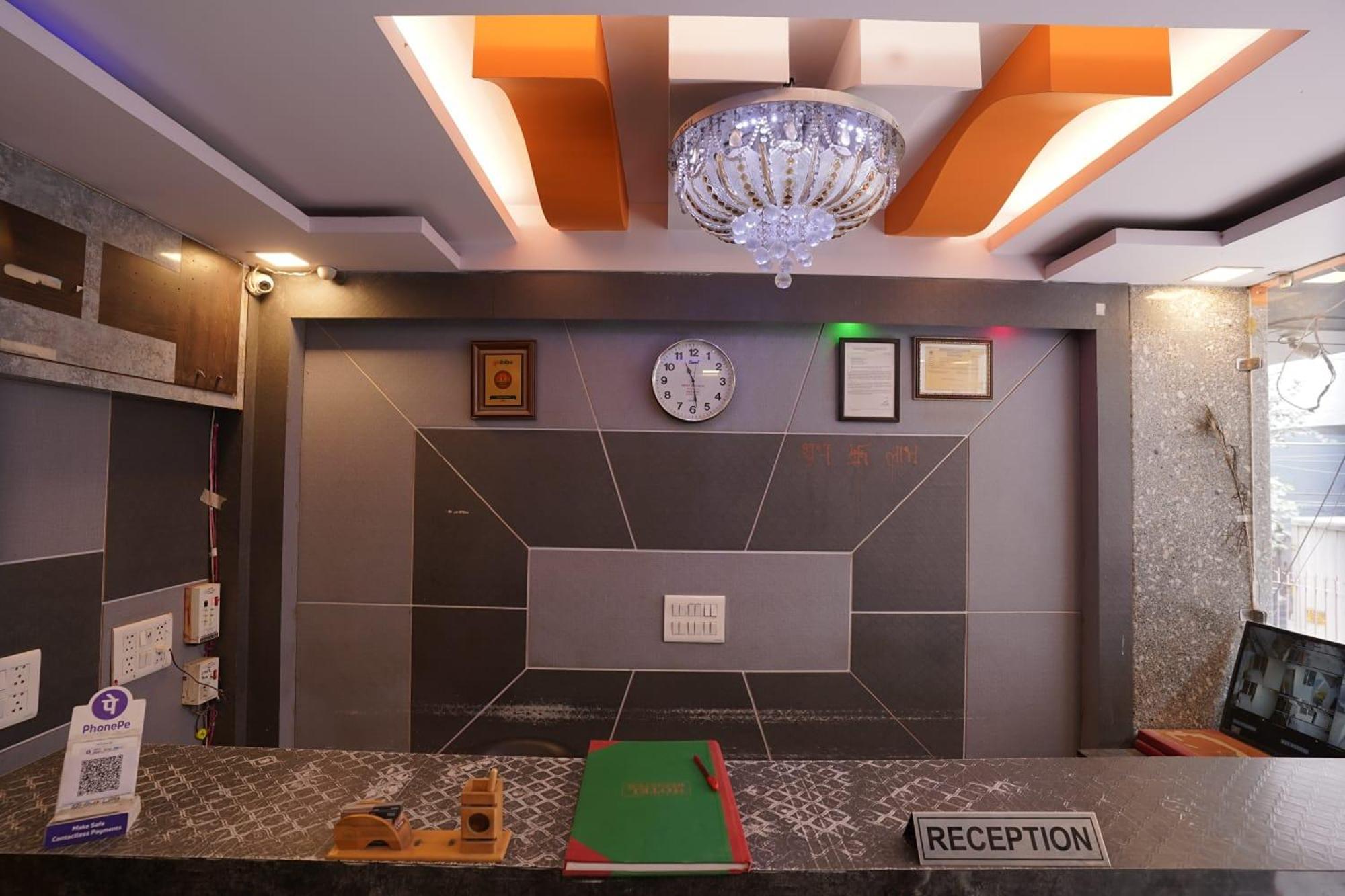 Hotel Tourist Palace New Delhi Extérieur photo